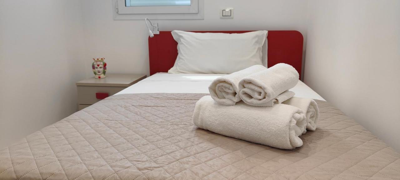 Casa Vacanze Rainbow, Siracusa Syracuse Exterior photo